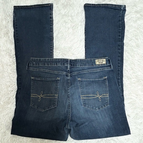 Denizen Levi’s Bootcut Jeans Size 16M - Picture 2 of 5